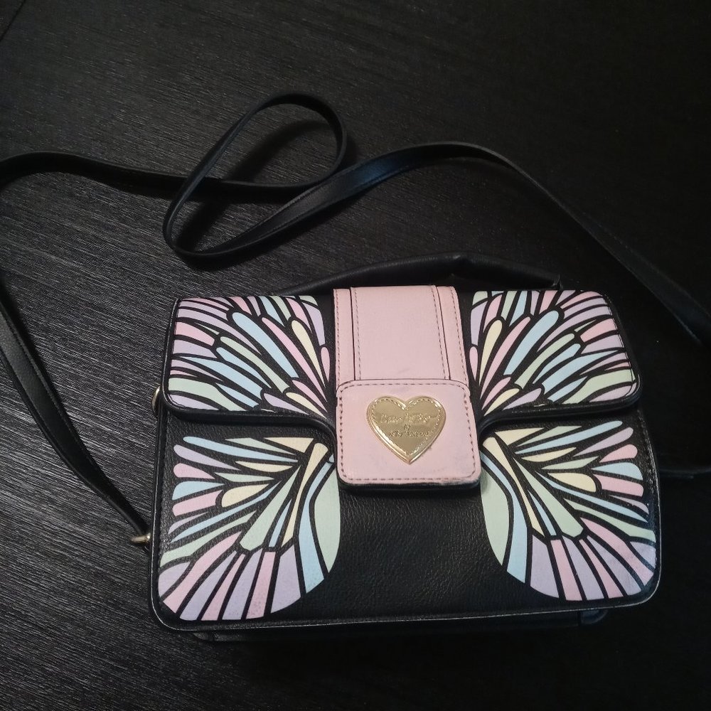 Luv by Betsey Johnson butterfly purse